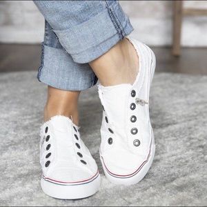 Converse (like) slip-on Sneakers